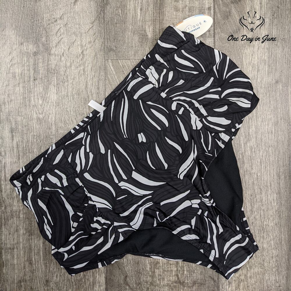 Boutique Leaf Print Bikini Bottom Swimwear Size XL